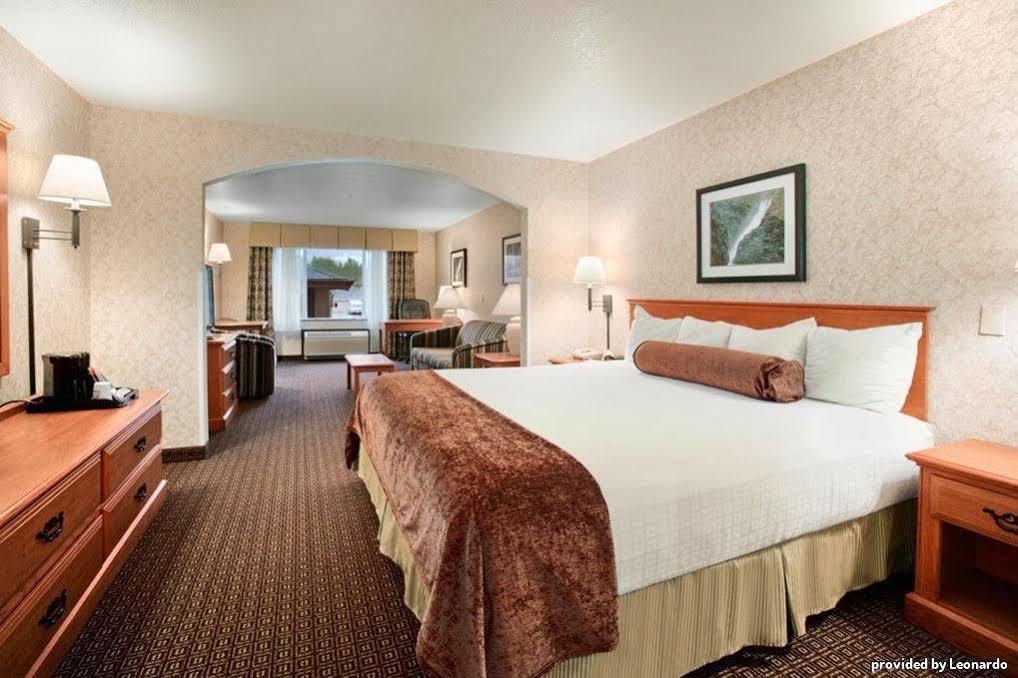 Best Western Cascade Inn & Suites Troutdale Phòng bức ảnh